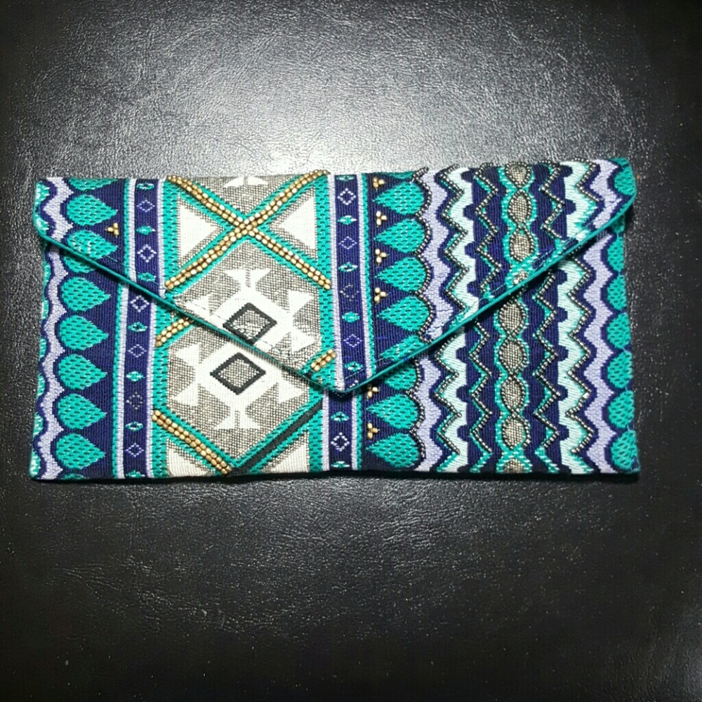 Turquoise beaded clutch